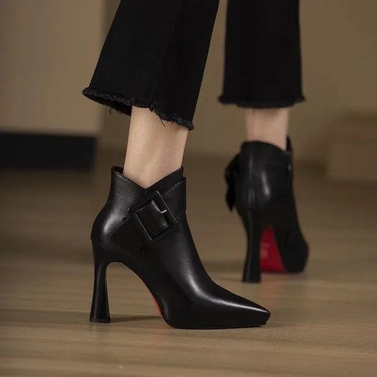 Botines Aveline con Hebilla