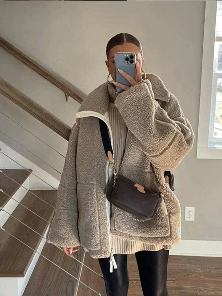 Silvia Chaqueta Teddy Oversize de Cuello Alto