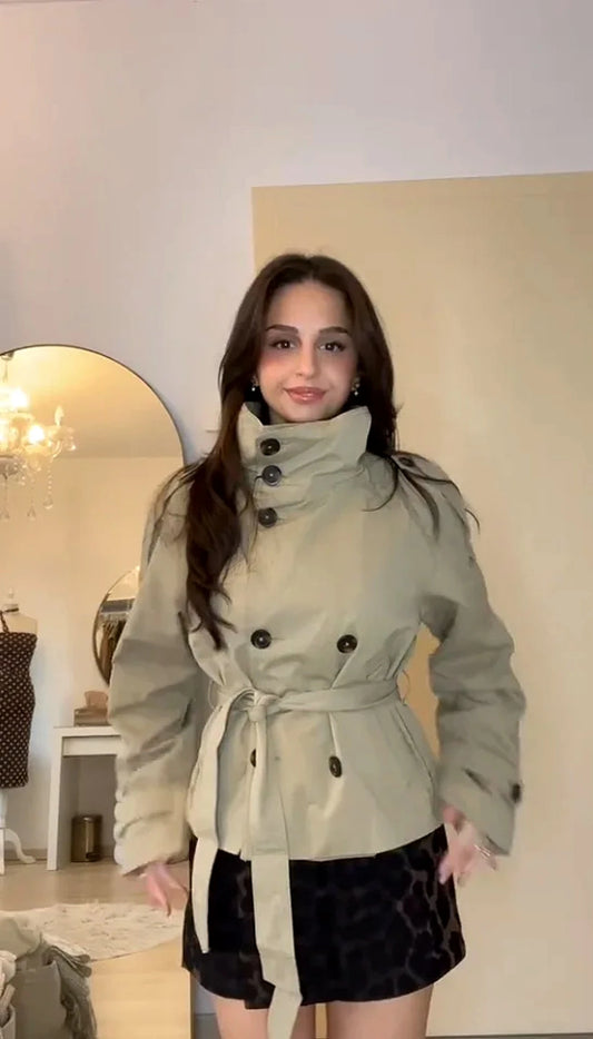 Gabardina Corta con Cinturón