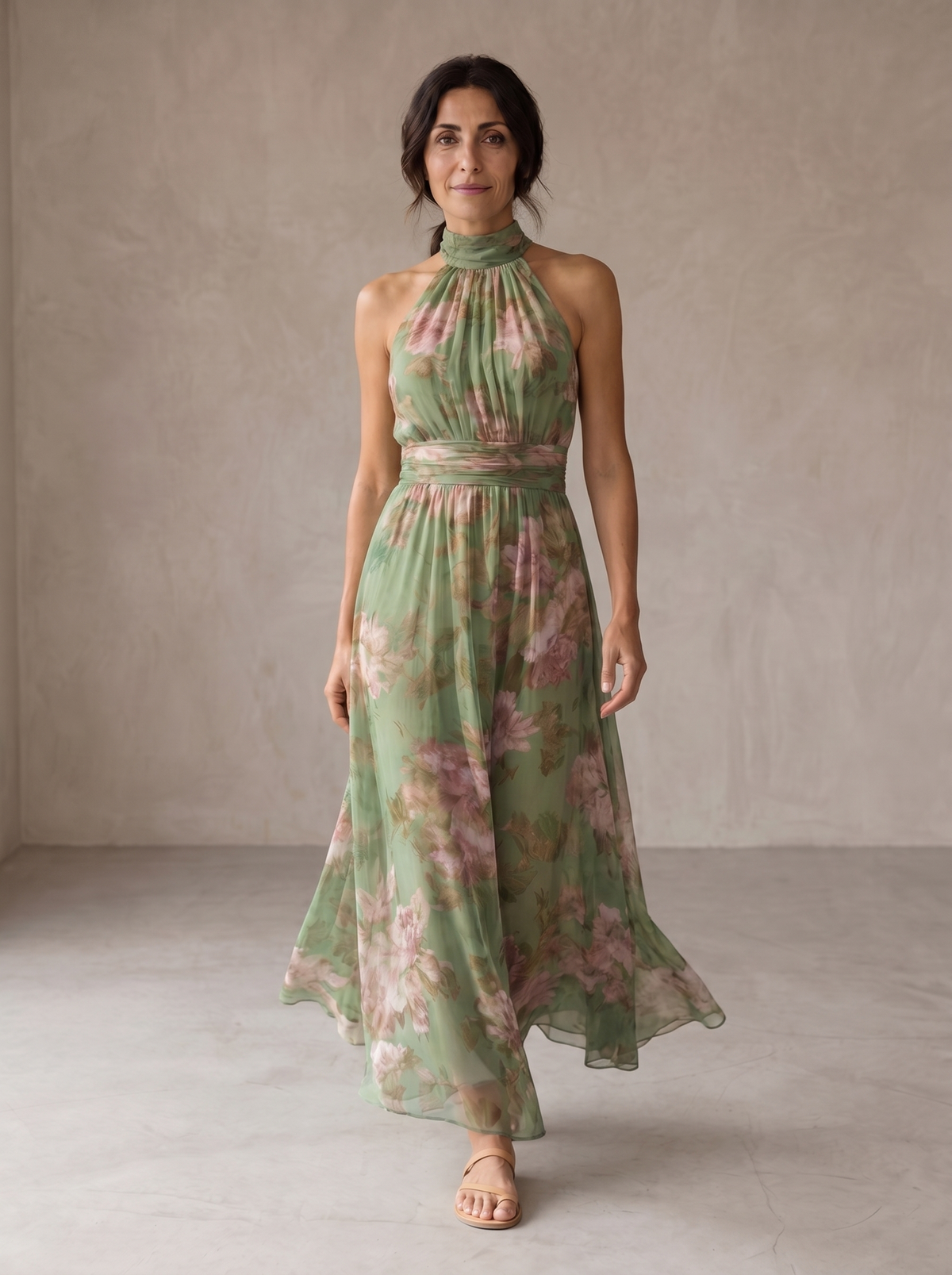 Lidia Vestido Maxi Halter Floral Elegante